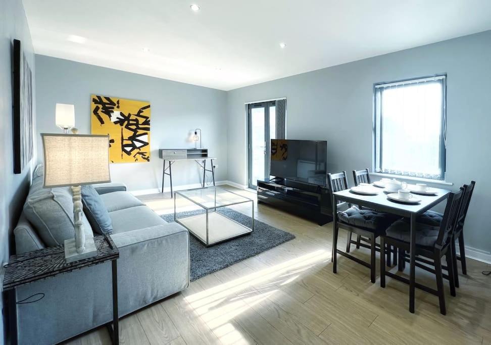 דירות סוואנסי New Luxurious And Business Apt מראה חיצוני תמונה